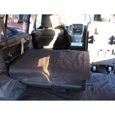 Чехол багажника Maxi для Toyota LC200 (09.2015-), 5 мест (чёрный, серый, бежевый, коричневый) Чехол багажника Maxi для Toyota LC200 (09.2015-), 5 мест (чёрный, серый, бежевый, коричневый)